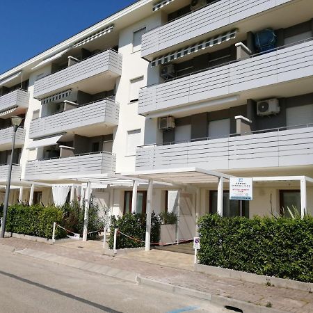 Condominio Diana Est- Gemini Μπιμπιόνε Εξωτερικό φωτογραφία