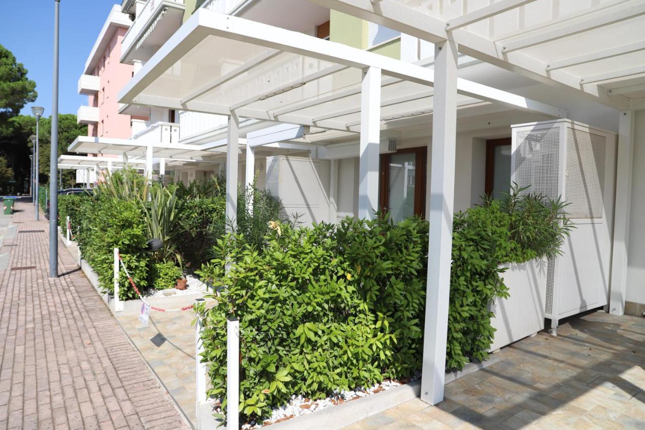 Condominio Diana Est- Gemini Μπιμπιόνε Εξωτερικό φωτογραφία