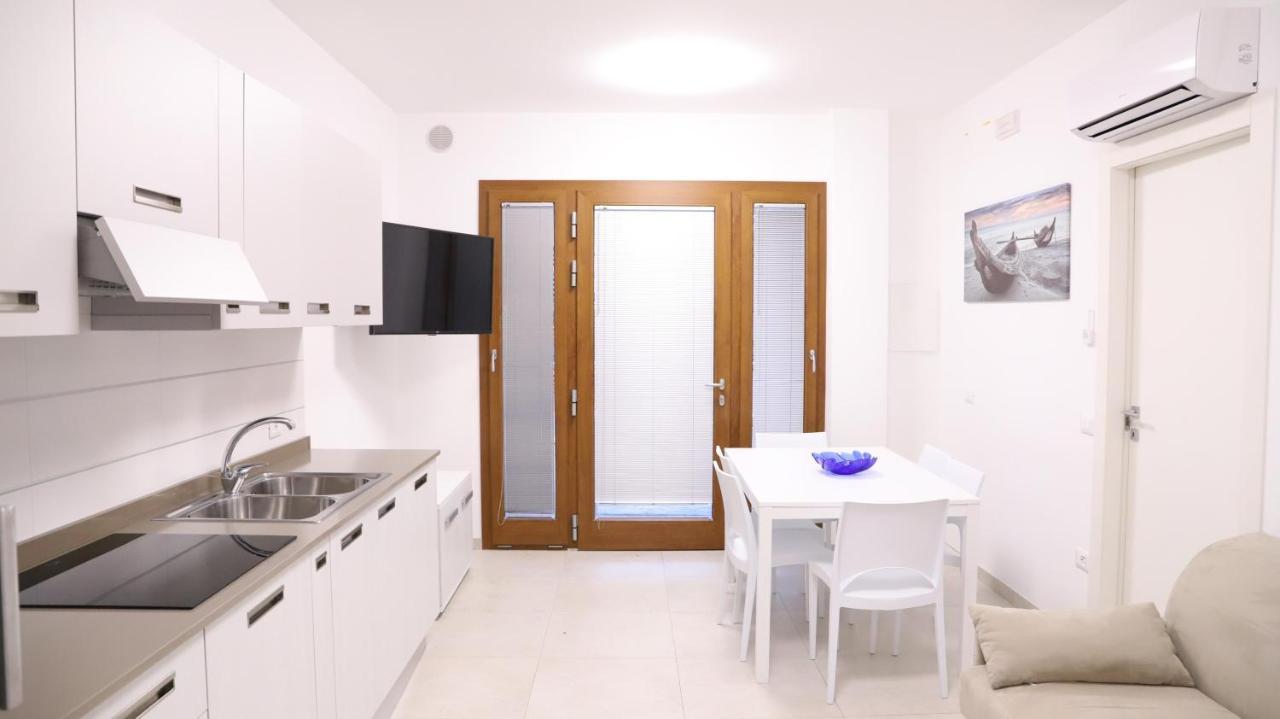 Condominio Diana Est- Gemini Μπιμπιόνε Εξωτερικό φωτογραφία