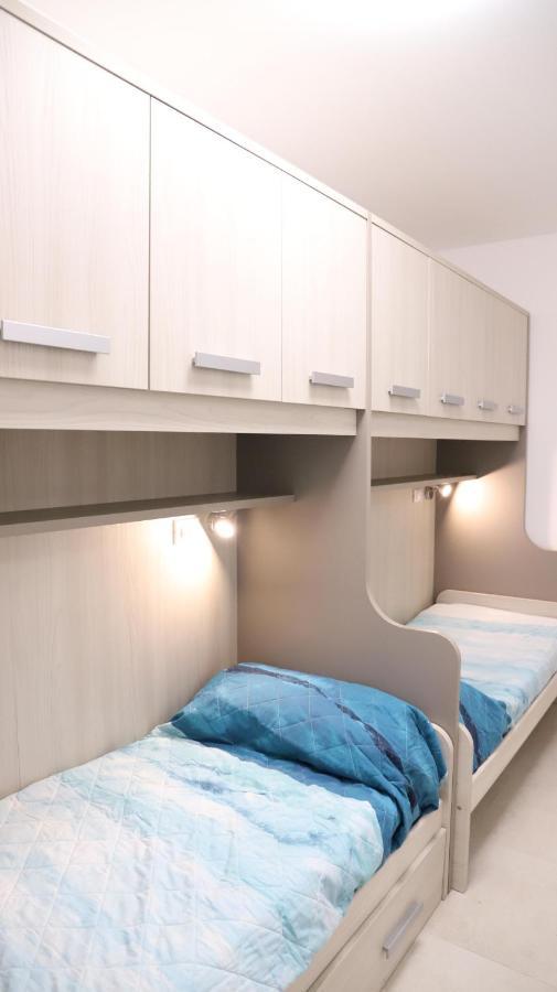 Condominio Diana Est- Gemini Μπιμπιόνε Εξωτερικό φωτογραφία